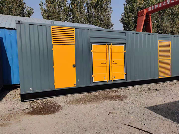 忻城300kw 柴油发电机组用多大的空气开关？